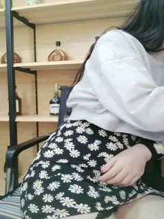 欧美av番号福利图➕奶茶有容乃大18禁